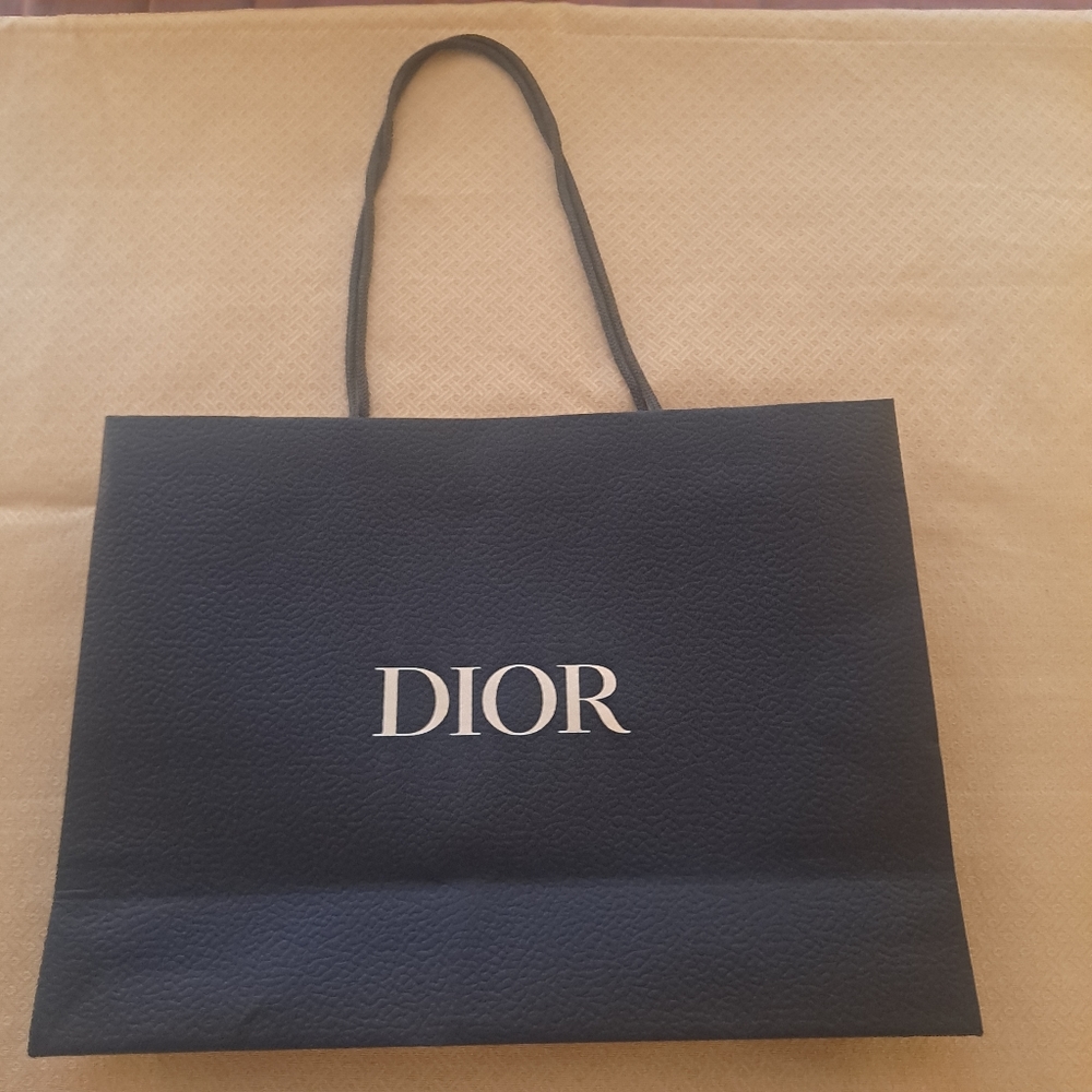 Dior paper shopping bag